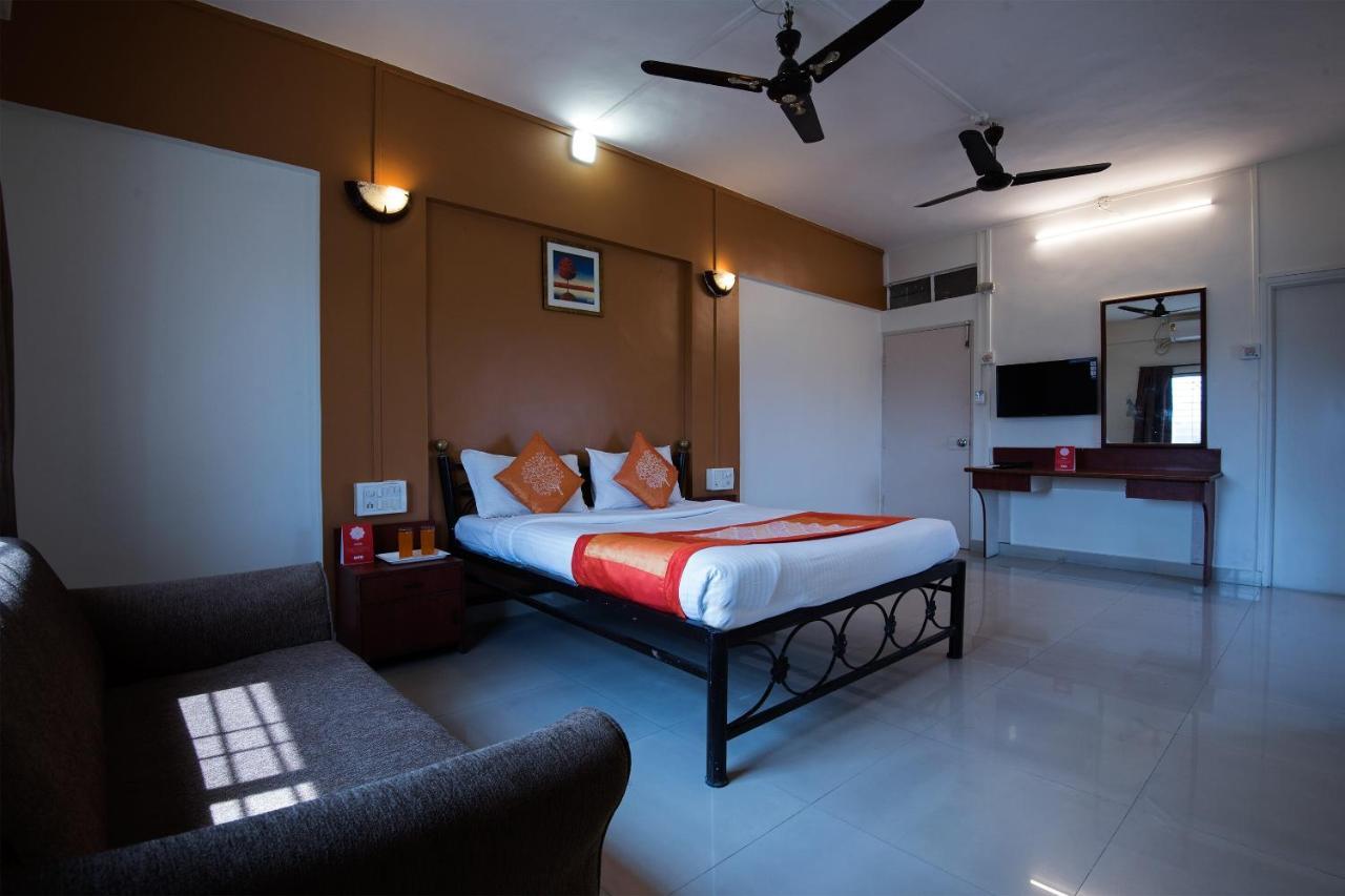 Oyo 1065 Hotel Hmr Royal Inn Pune Eksteriør billede